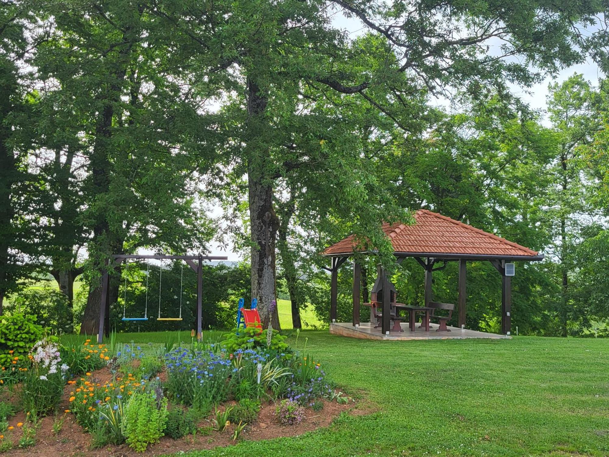 Apartman Medved Slunj Exterior foto